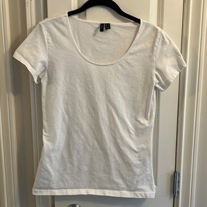 Vero Moda Mid-Shot SS Tee.